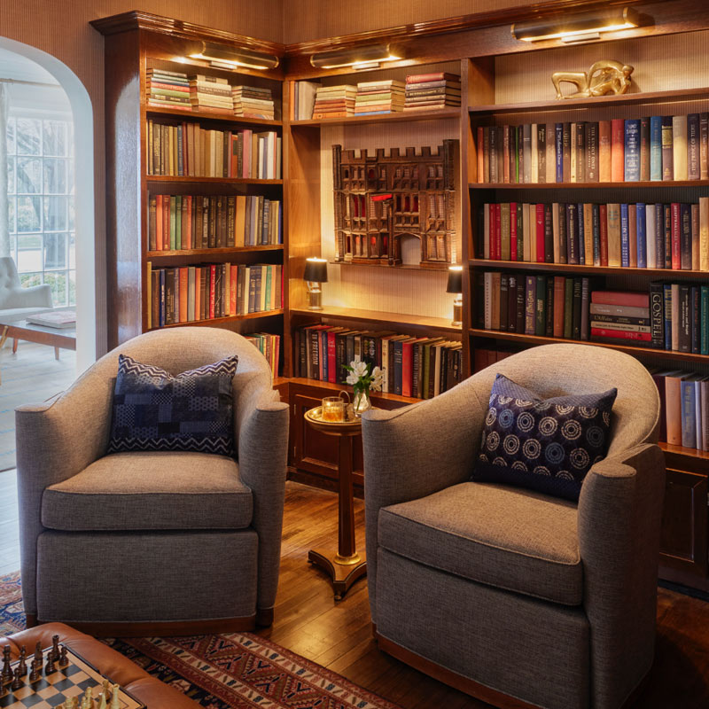 Wickwood Inn - Library