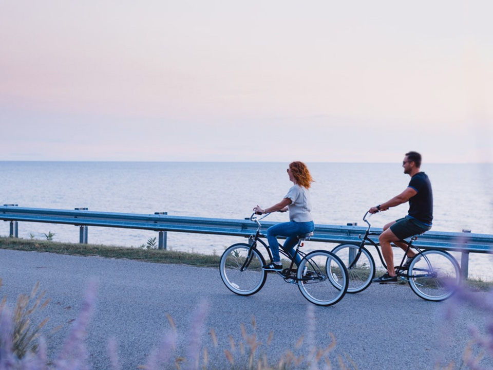 Bike trails and paths in Saugatuck