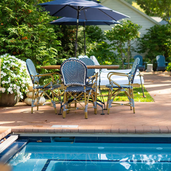 Wickwood Inn heated spool and outdoor terrace